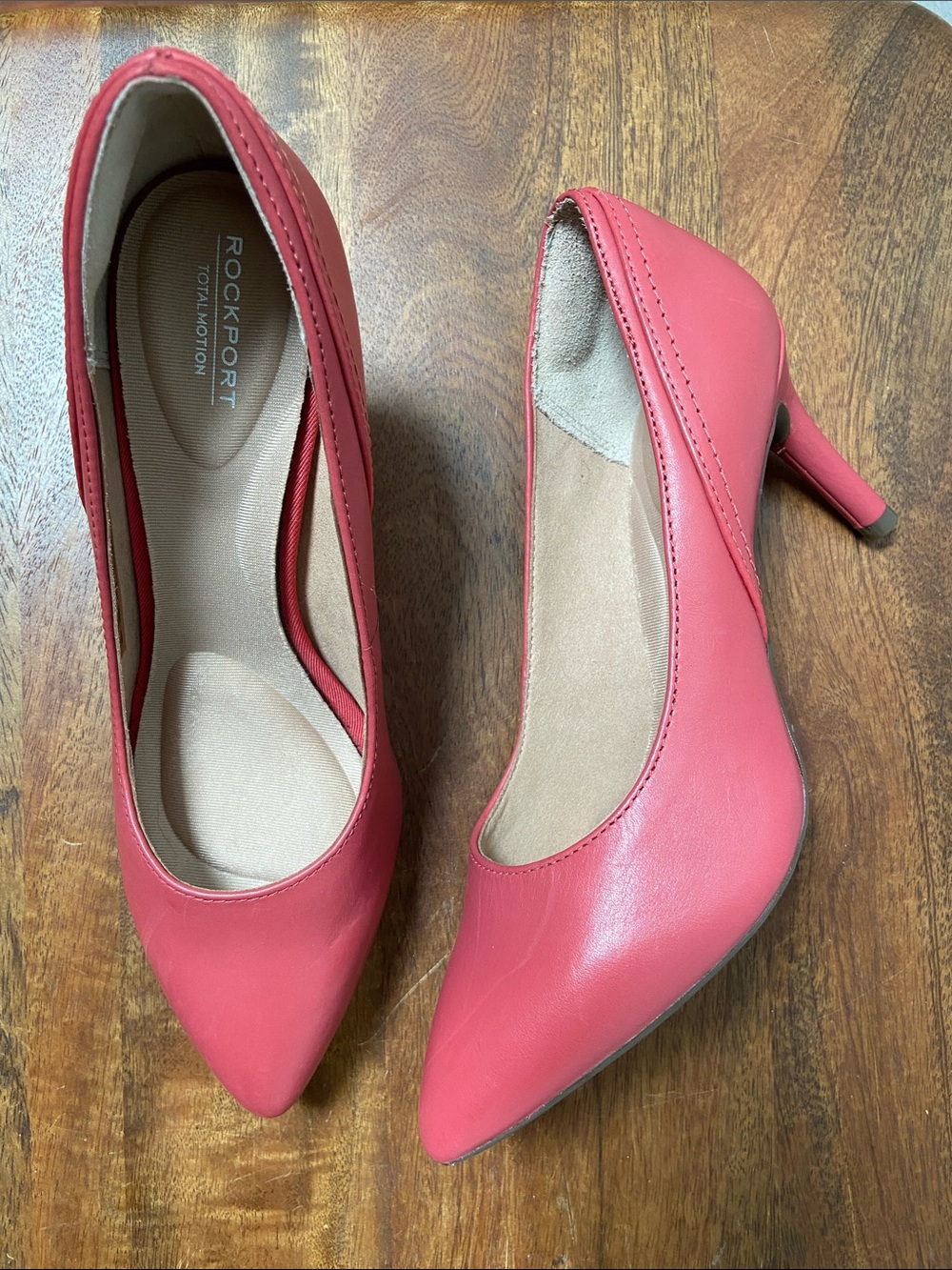 Rockport Total Motion Women's Pink Pointed-Toe Heels NEW